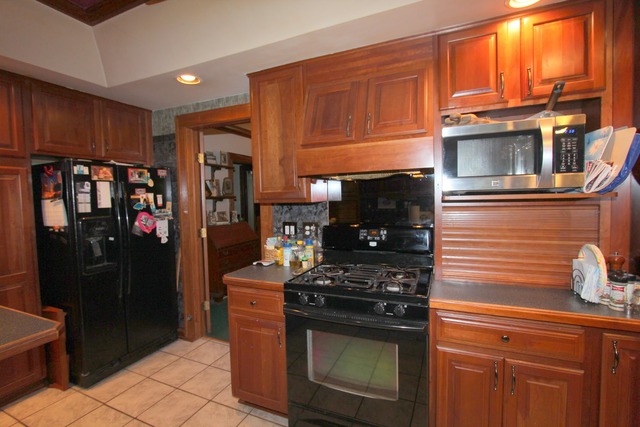 1627 N Riverside Dr, Mchenry, IL 60050 photo 19