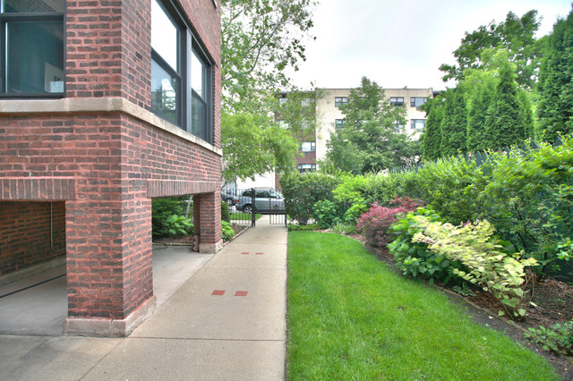 619 W Cornelia Ave #2, Chicago, IL 60657 photo 17