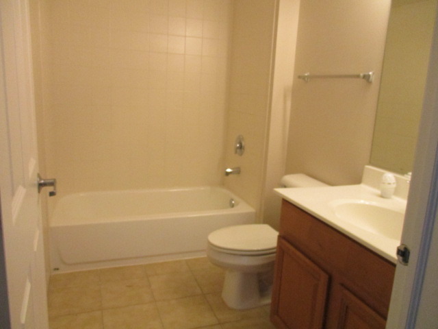 820 E Pershing Rd, Chicago, IL 60653 photo 10