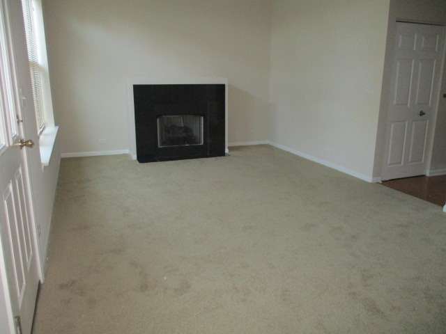 820 E Pershing Rd, Chicago, IL 60653 photo 4