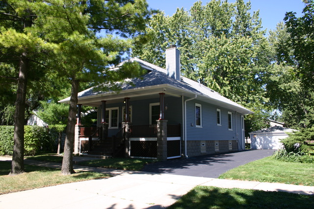 1604 E Forest Ave, Des Plaines, IL 60018 photo 3