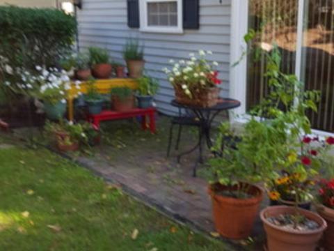 665 Dunham Rd, Gurnee, IL 60031 photo 2