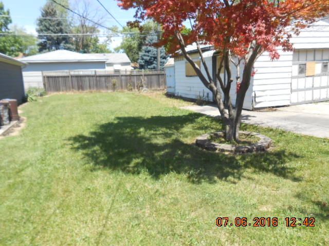 8612 45th Pl, Lyons, IL 60534 photo 2