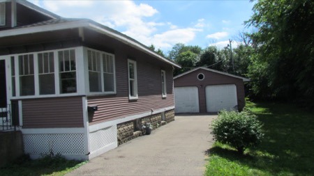 614 E 5th Ave, Naperville, IL 60563 photo 2