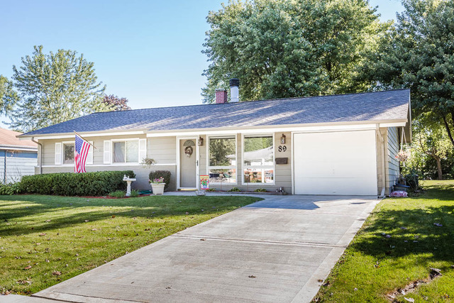 89 Pleasant St, Hoffman Estates, IL 60169 photo 1