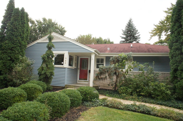 906 North Path, Wheaton, IL 60187 photo 1