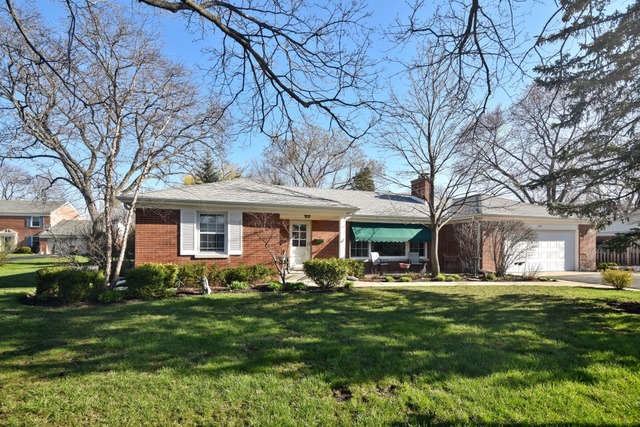 2410 Covert Rd, Glenview, IL 60025 photo 1