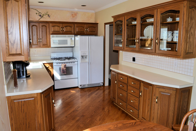 18333 School St, Lansing, IL 60438 photo 8