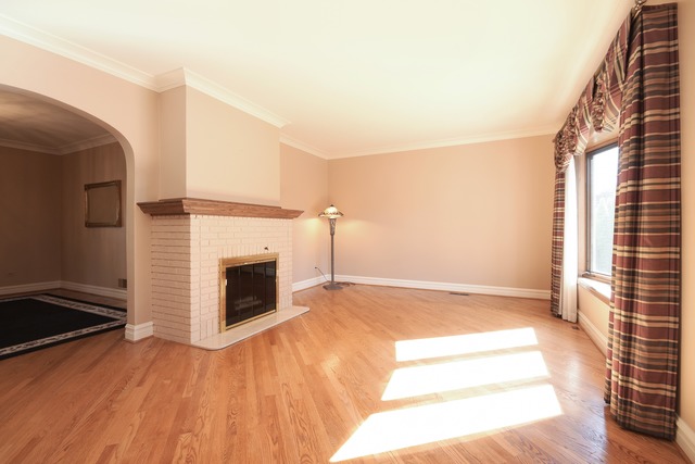 18333 School St, Lansing, IL 60438 photo 3