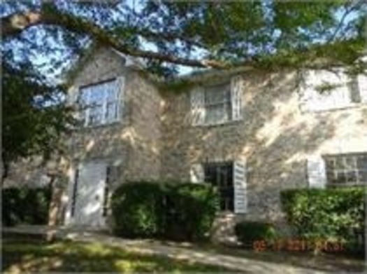 1945 Matthew Ct #C, Elgin, IL 60123 photo 1