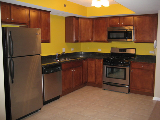8010 Riverwalk Dr #3D, Lyons, IL 60534 photo 2