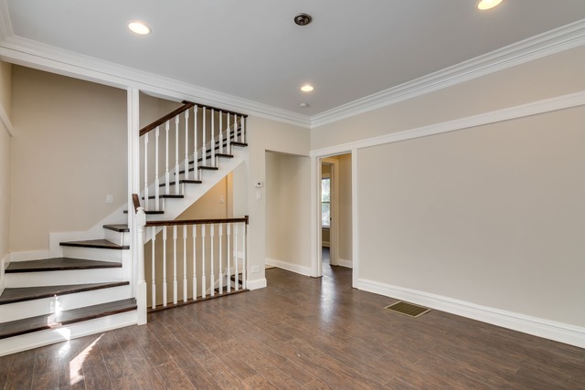 1023 Mapleton Ave, Oak Park, IL 60302 photo 5