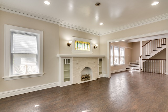1023 Mapleton Ave, Oak Park, IL 60302 photo 3