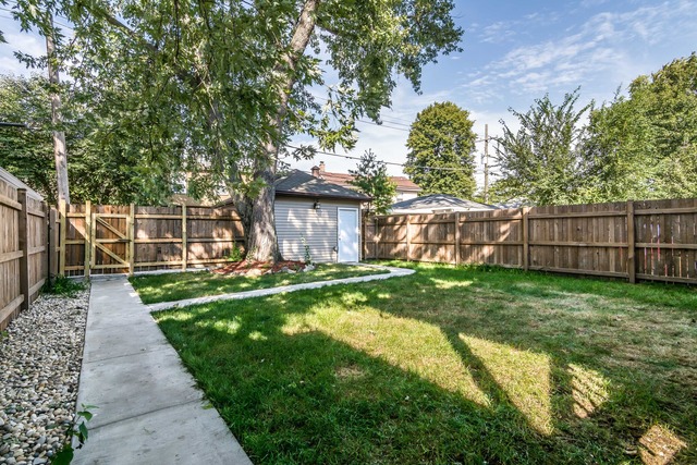 1023 Mapleton Ave, Oak Park, IL 60302 photo 24