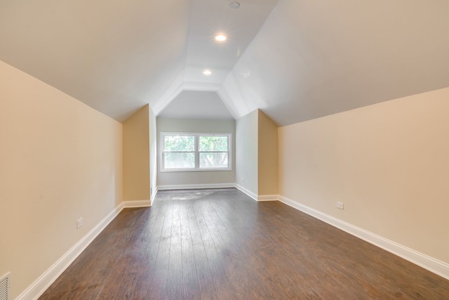 1023 Mapleton Ave, Oak Park, IL 60302 photo 10