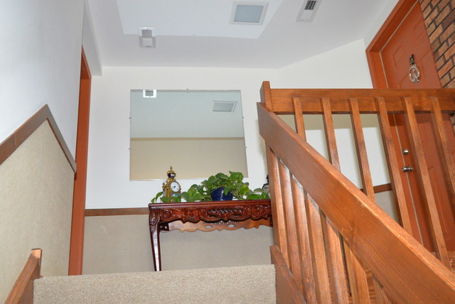 10 Creekside Cir #C, Elgin, IL 60123 photo 18