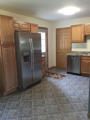 2307 Kingfisher Ln, Rolling Meadows, IL 60008 photo 5