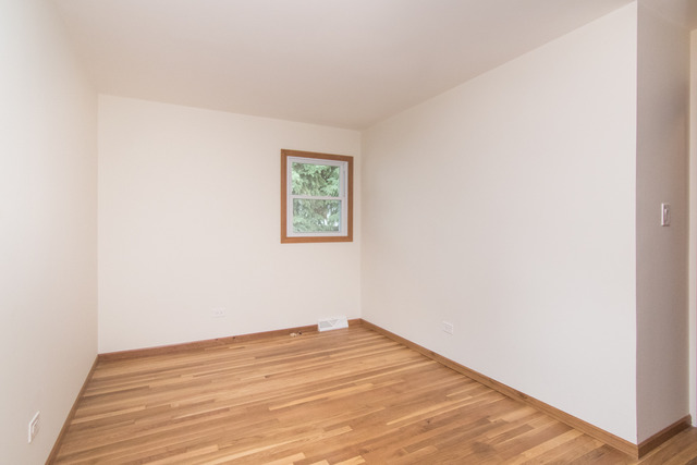 2307 Kingfisher Ln, Rolling Meadows, IL 60008 photo 18