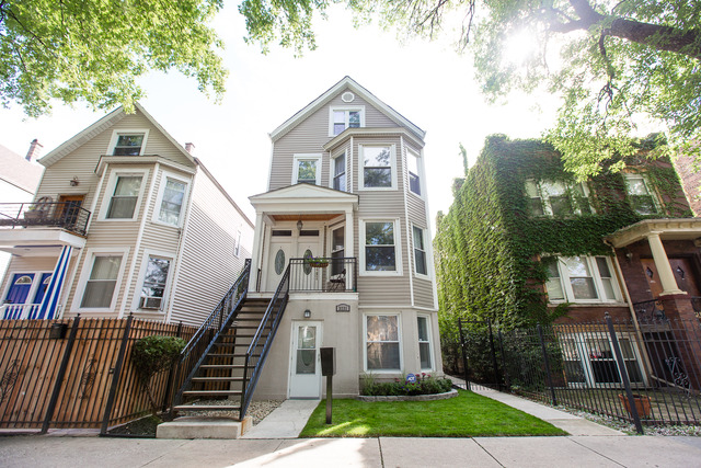 3235 N Hamlin Ave, Chicago, IL 60618 photo 1