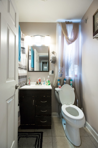 3235 N Hamlin Ave, Chicago, IL 60618 photo 7