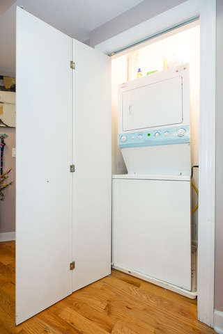3235 N Hamlin Ave, Chicago, IL 60618 photo 4