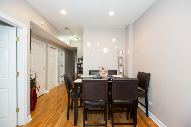 3235 N Hamlin Ave, Chicago, IL 60618 photo 6