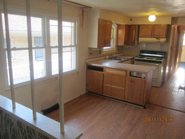 11641 S Ada St, Chicago, IL 60643 photo 5