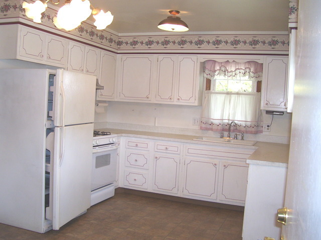 930 E Lake St, Aurora, IL 60506 photo 4