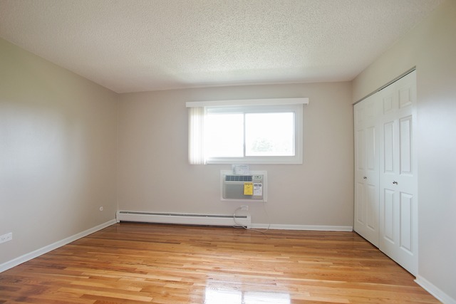 9204 Bumble Bee Dr #2F, Des Plaines, IL 60016 photo 8