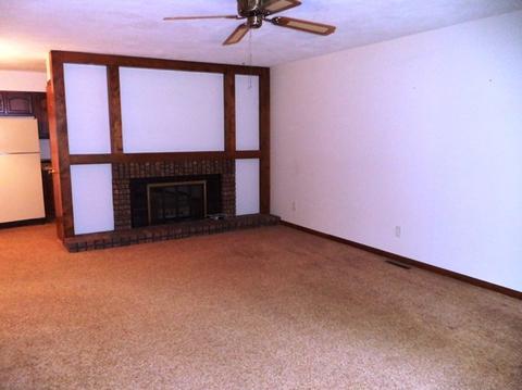 204 W Taylor St, Dwight, IL 60420 photo 6