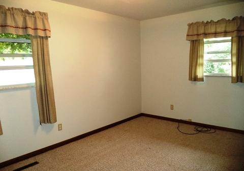 204 W Taylor St, Dwight, IL 60420 photo 9