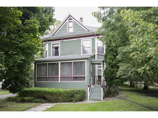 207 S 3rd St, Malta, IL 60150 photo 1