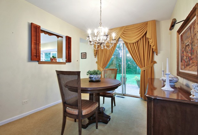 3709 Maple Leaf Dr, Glenview, IL 60026 photo 9