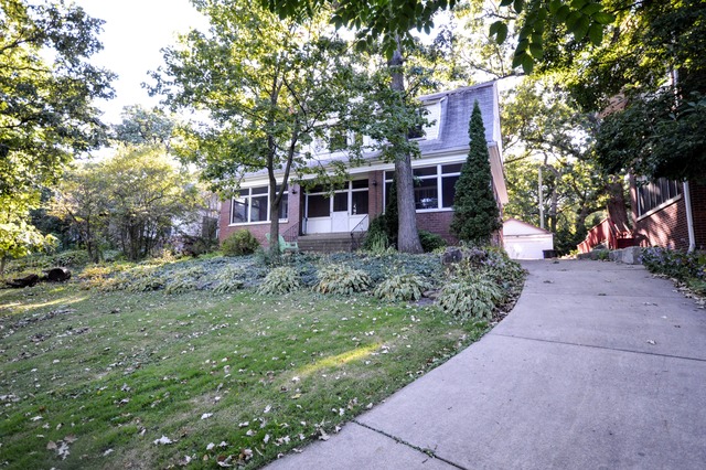 10030 S Longwood Dr, Chicago, IL 60643 photo 1