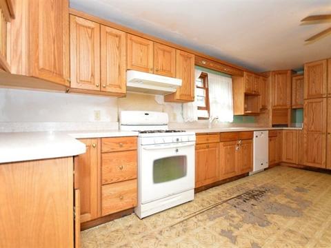 3021 Sangamon St, Steger, IL 60475 photo 4
