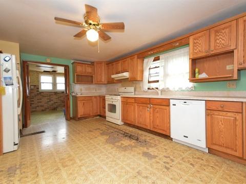 3021 Sangamon St, Steger, IL 60475 photo 3
