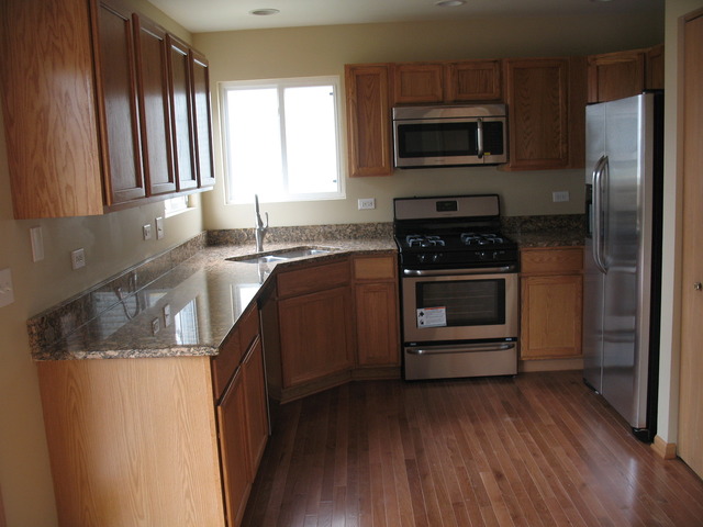 6410 Vail Ridge Dr, Plainfield, IL 60586 photo 3