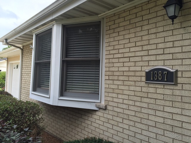 1387 Tyler Ln, Elgin, IL 60123 photo 3