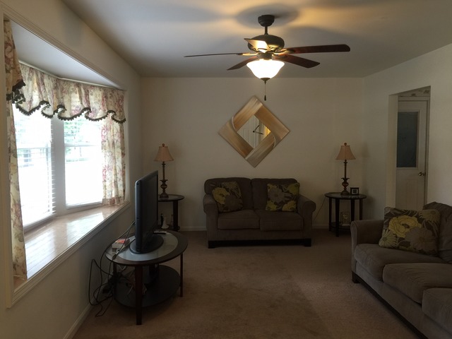 1387 Tyler Ln, Elgin, IL 60123 photo 5