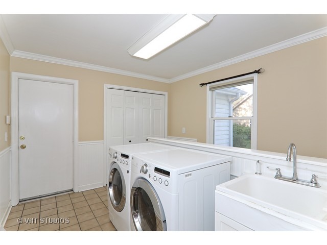 1007 Thunderbird Ln, Naperville, IL 60563 photo 14