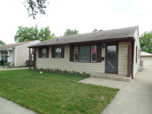 4600 Cracow Ave, Lyons, IL 60534 photo 1