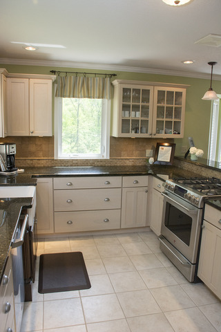 1712 Ridgewood Dr, Morrison, IL 61270 photo 3