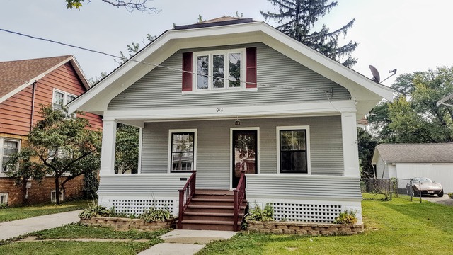 914 5th St, Aurora, IL 60505 photo 2
