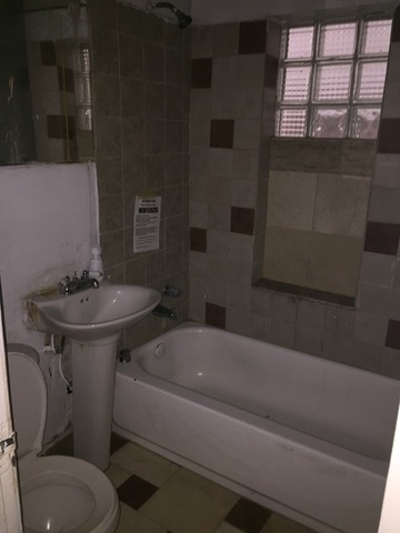 3039 N Damen Ave, Chicago, IL 60618 photo 8