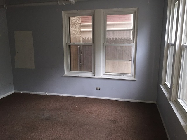 3039 N Damen Ave, Chicago, IL 60618 photo 4
