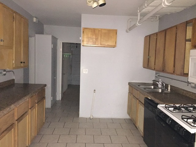 3039 N Damen Ave, Chicago, IL 60618 photo 5