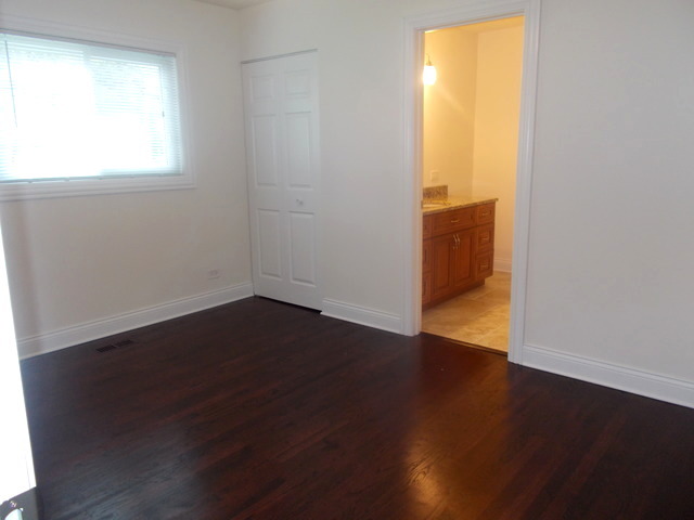 730 Alhambra Ln, Hoffman Estates, IL 60169 photo 5