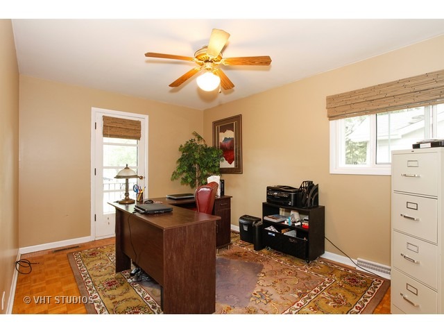 873 Willow Ln, Willowbrook, IL 60527 photo 16