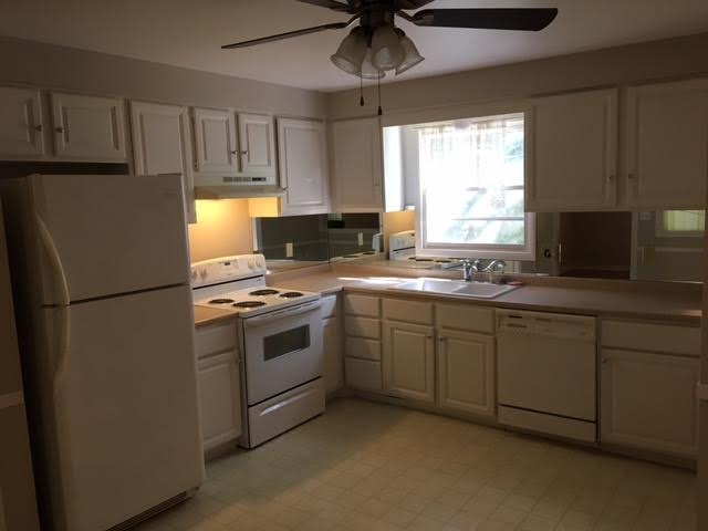 950 Cobb Blvd, Kankakee, IL 60901 photo 2
