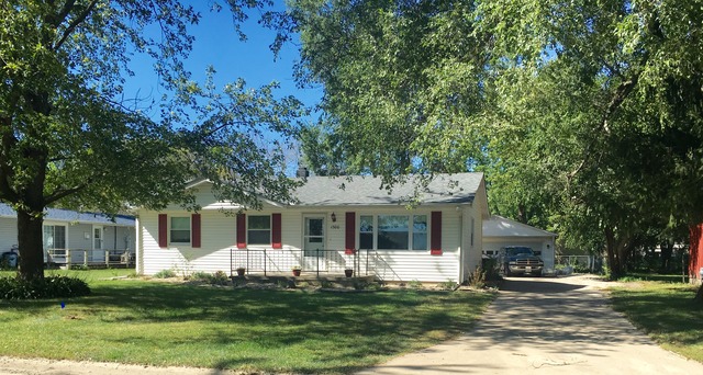 1300 Mabel Ct, Morris, IL 60450 photo 1